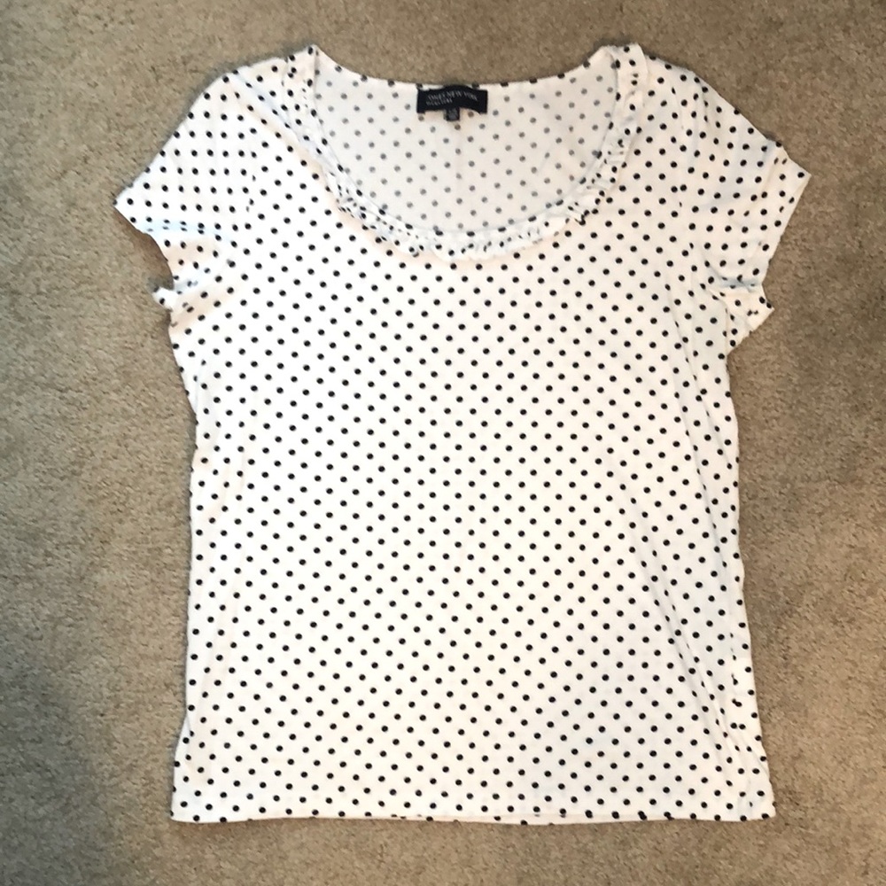 Classic & Cute Short Sleeve Top, Sz-L, White w/Black Polka Dots, Like New!
